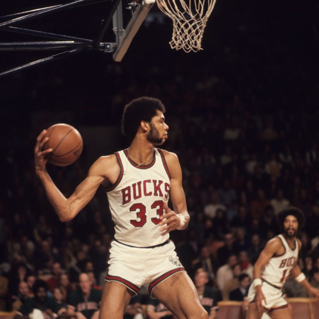 kareem-abdul-jabbar-milwaukee-bucks-rookie